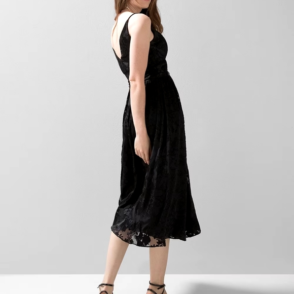 WHBM Sleeveless Deep V-Neck Burnout Midi Dress - Picture 2 of 4